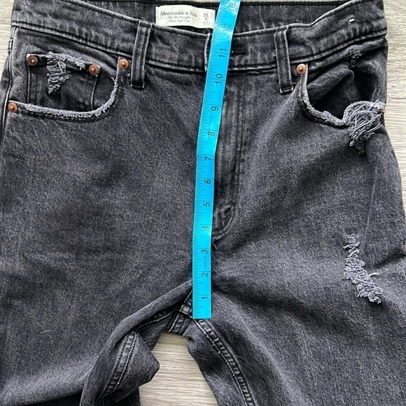 Abercrombie & Fitch - 90's Straight Ultra High Rise Size 28/6R Black Denim - Picture 4 of 7